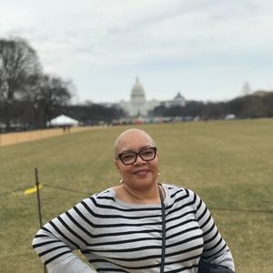 Meet your Posher, Sherona